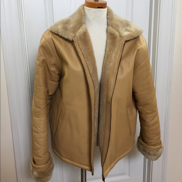 Wilda Jackets & Blazers - EUC Wilda Genuine Leather Very Warm Lined Coat
